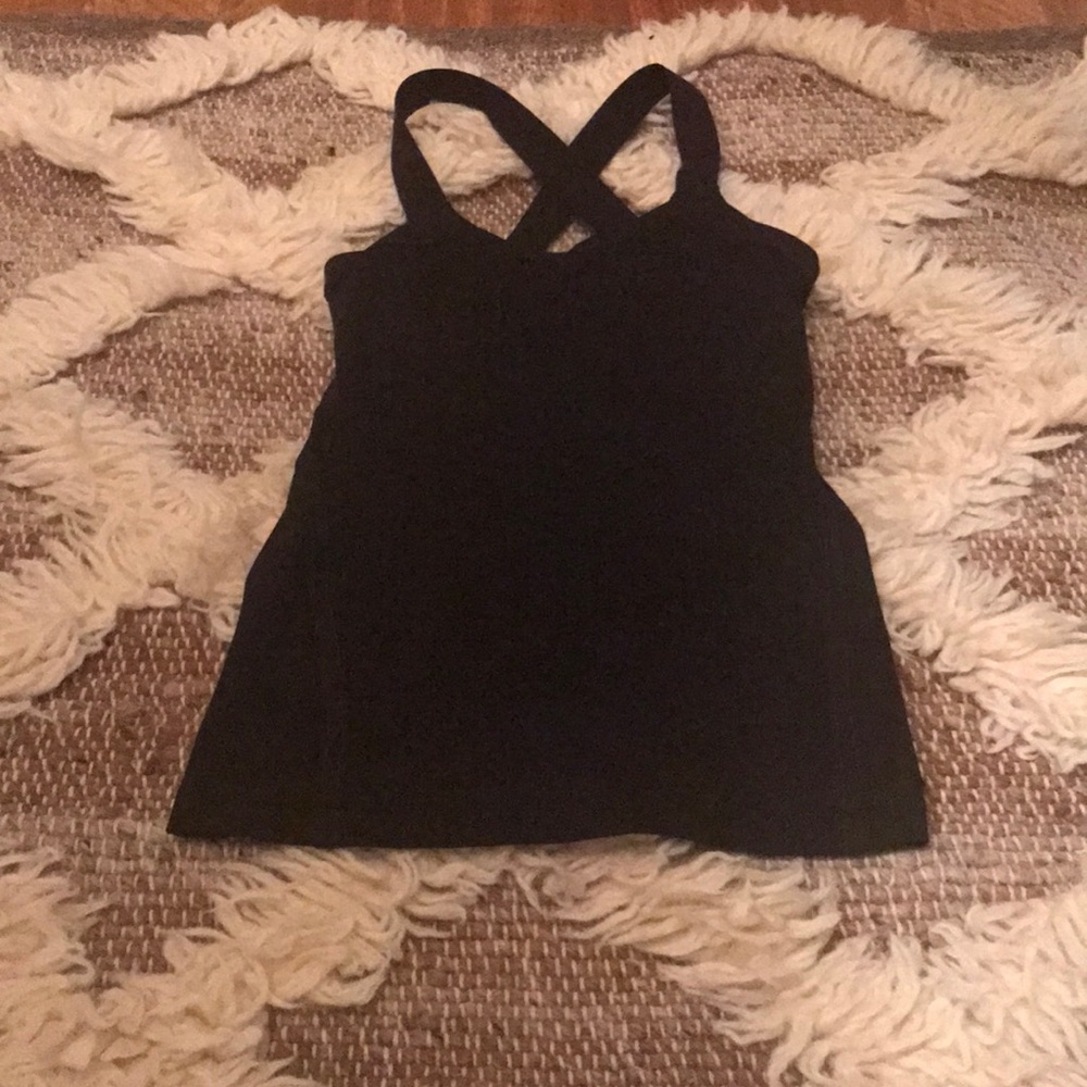 Lululemon Mile a Minute tank size 2